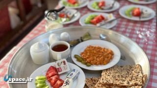 صبحانه لذیذ اقامتگاه سنتی شیبانیه - آران و بیدگل